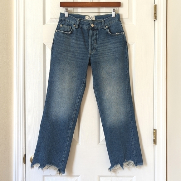 We The Free Maggie Medium Wash Mid Rise Cropped Straight Leg Button Fly Jeans 26 - Picture 1 of 15